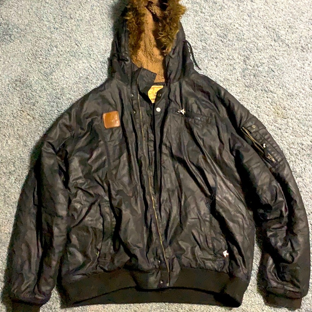 Lrg Men’s Winter Coat